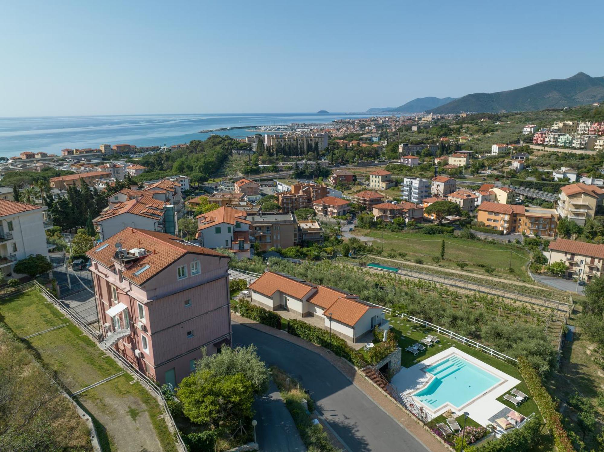 Appartamento Lavanda "A Casa Felice" Pietra Ligure Dış mekan fotoğraf
